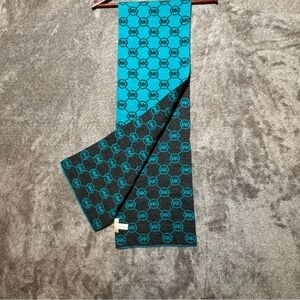 Michael Michael Kors Logo Monogram MK Knit Scarf 9.5 x 67 In Designer Reversible